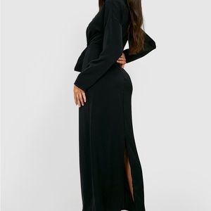 Boohoo Chic Black Tie Waist Satin Maxi Dress; Size 4 US